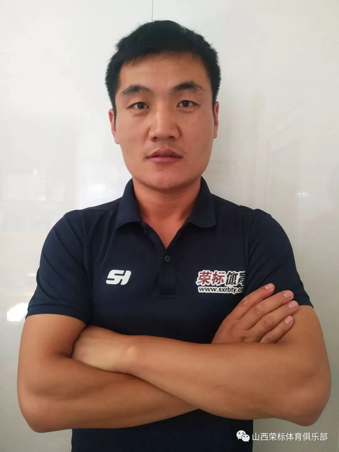 老年人如何安全地进行篮球接球训练?_2